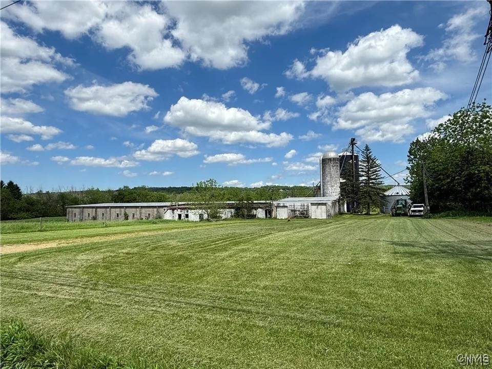 4426 Pompey Center Road - Photo 1