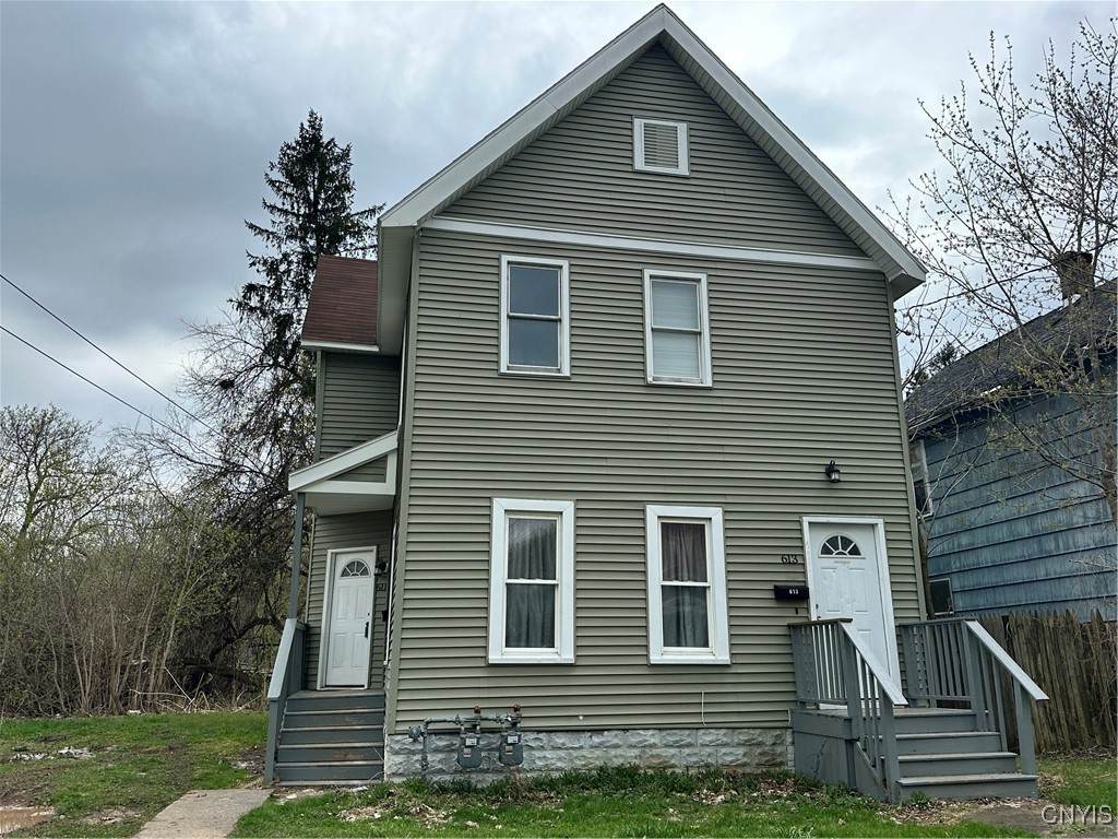 613 Newell Street - Photo 1