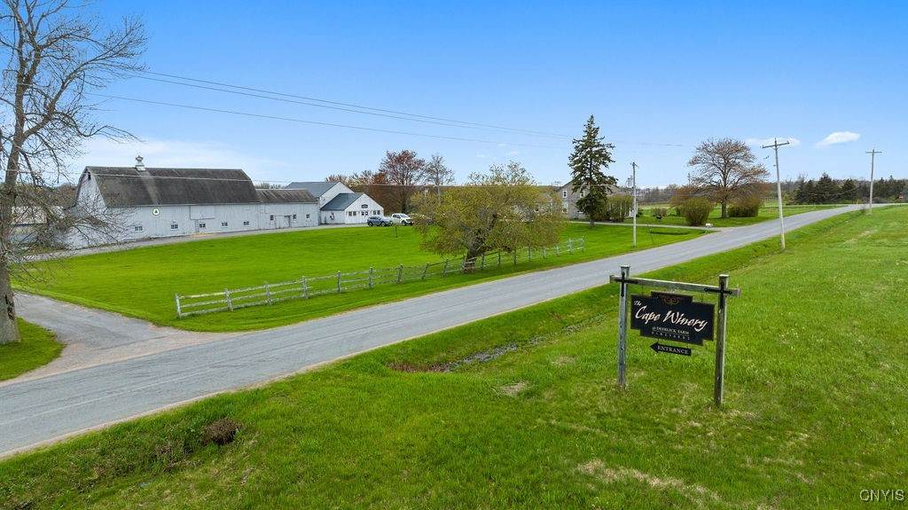 2066 Deerlick Road - Photo 1