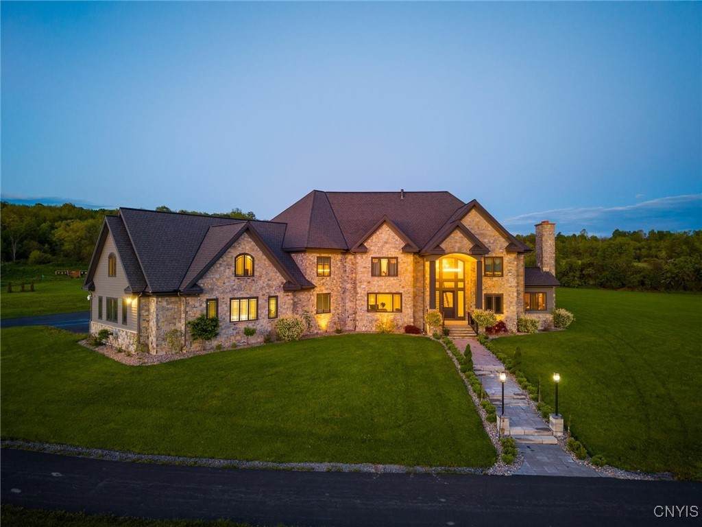 9521 Mallory Road - Photo 1