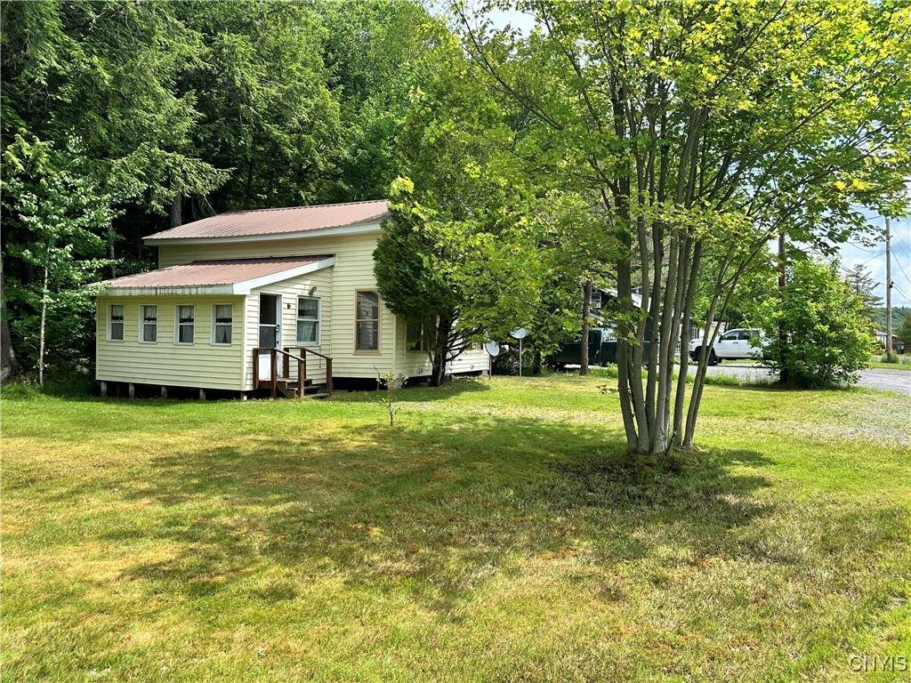 7109 Spruce - Photo 1