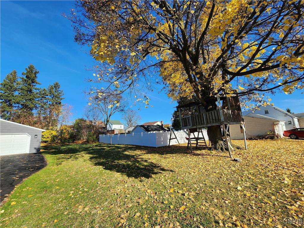  Berwick Road - Photo 1