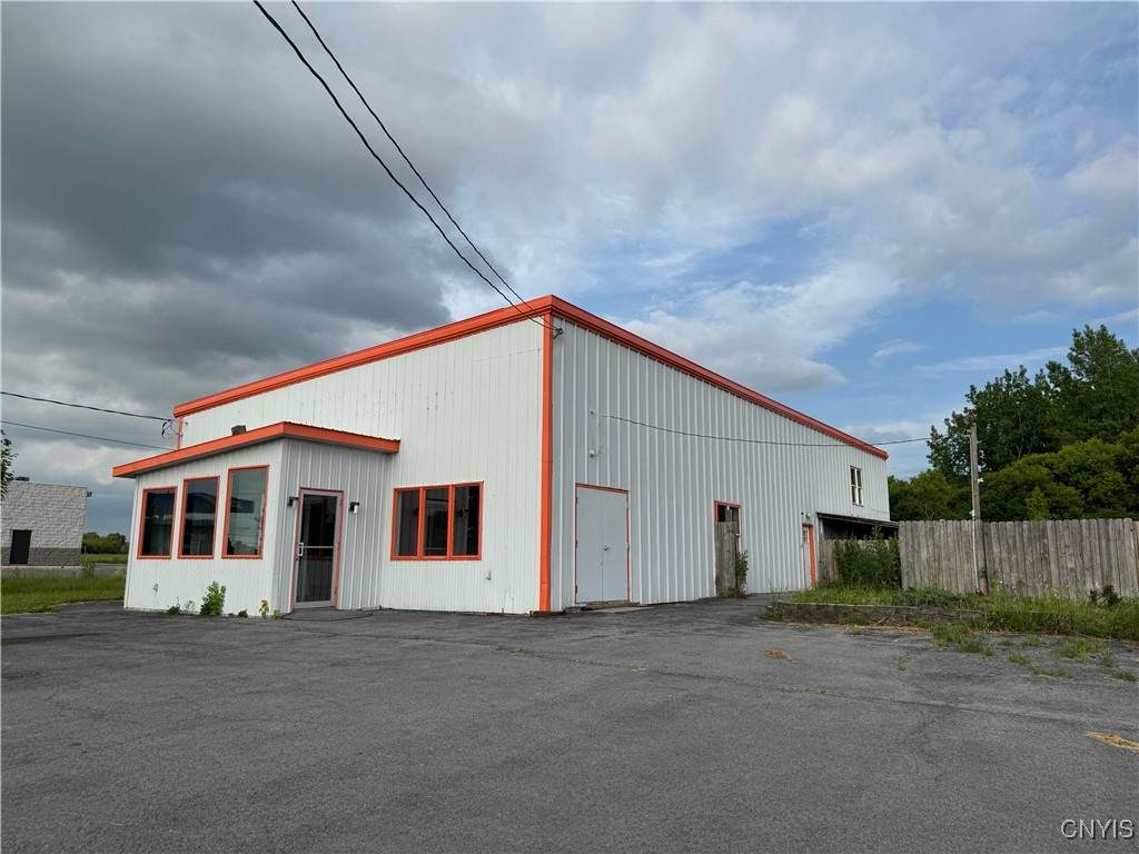 22252 Us Route 11 - Photo 1