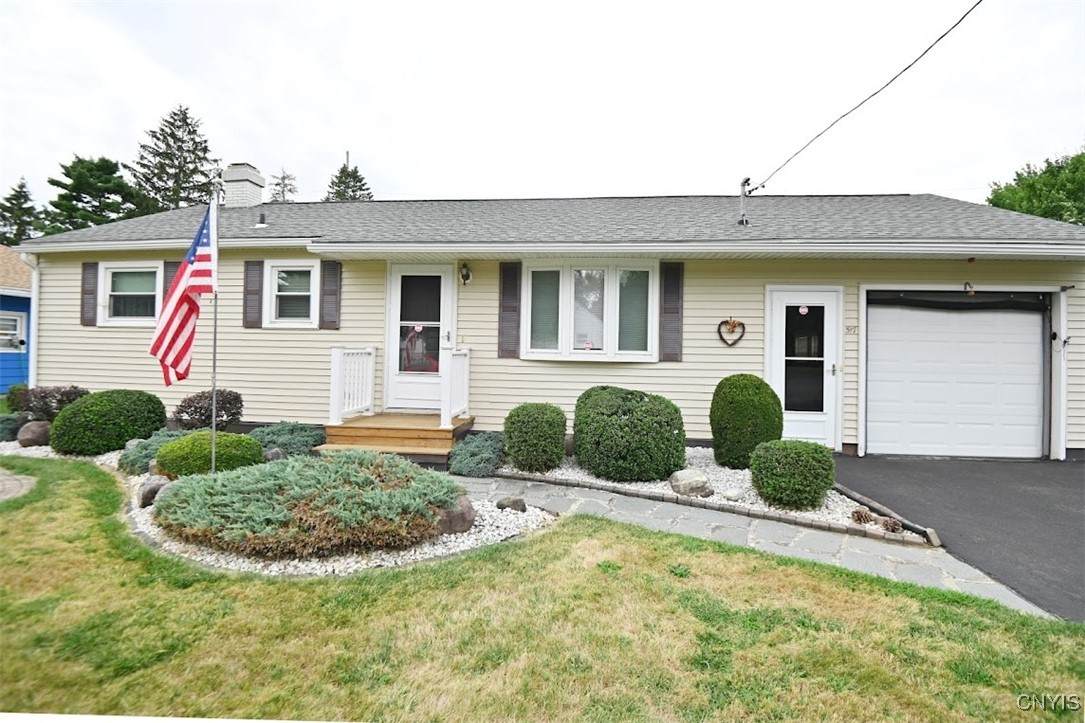 517 Locust Drive - Photo 1