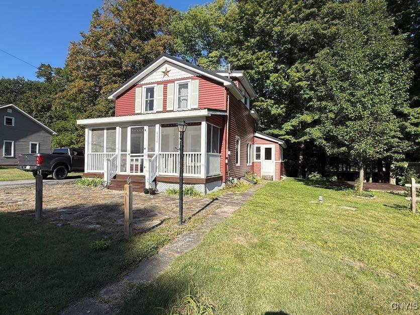 4004 Edgewood Drive - Photo 1