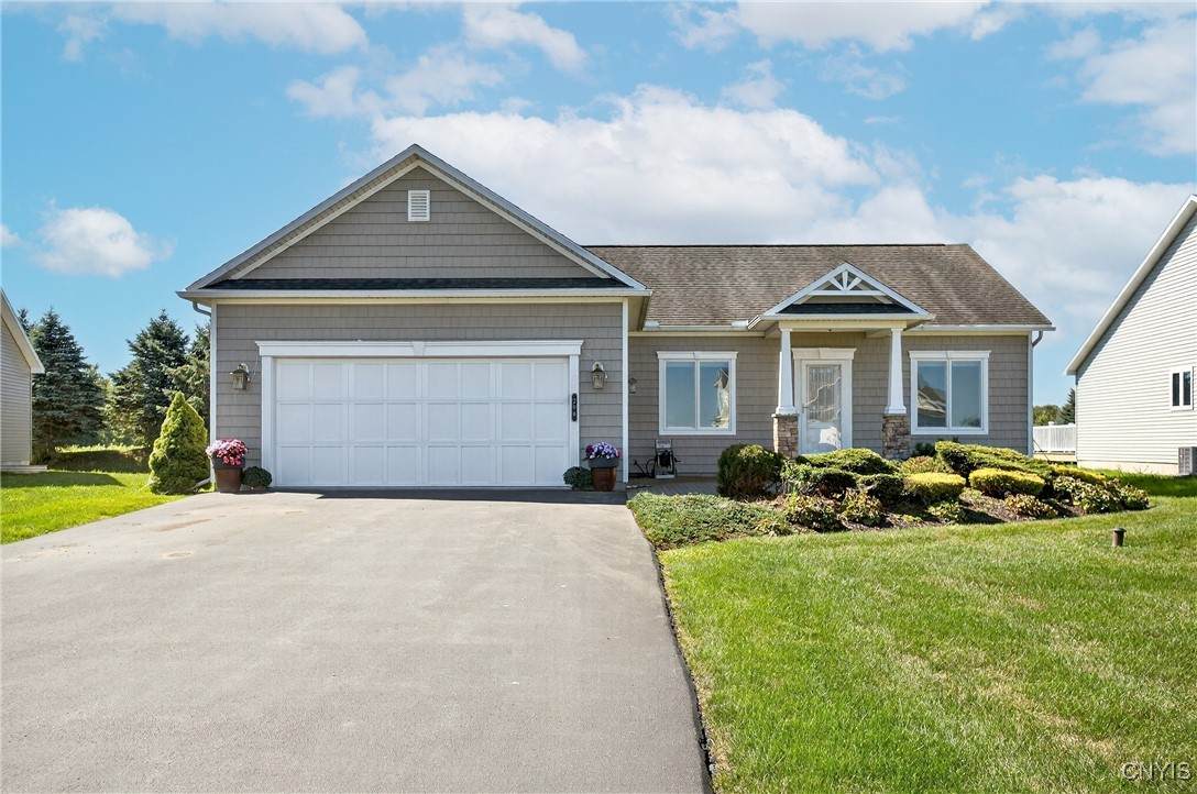 206 Marineview Drive - Photo 1