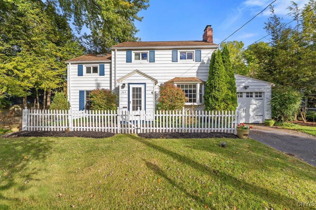 303 Bronson Road - Photo 1