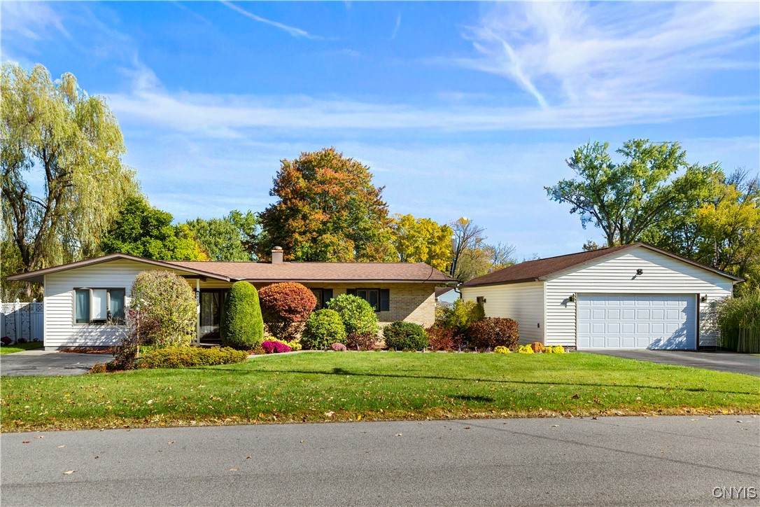 926 Thomas Street - Photo 1