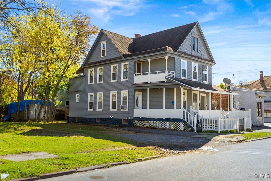 1569 & 1565 Dudley Avenue - Photo 1