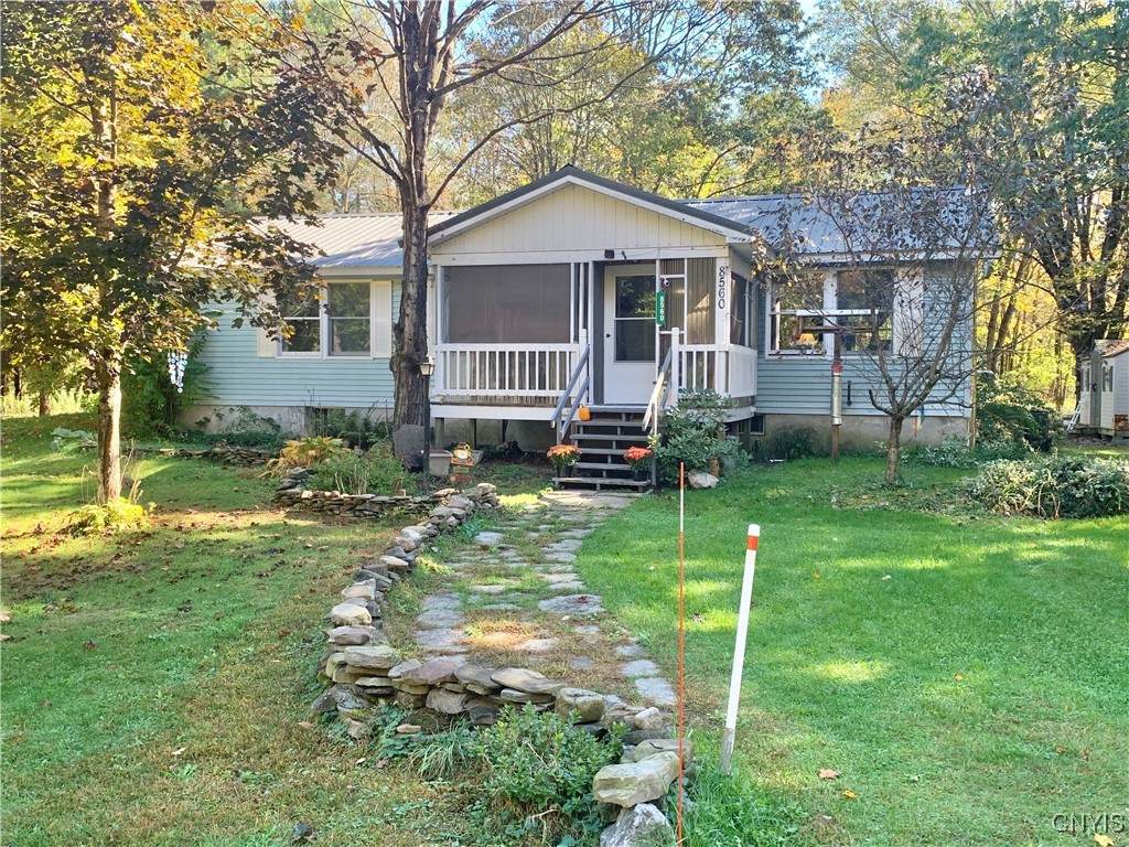 8560 Elpis Road - Photo 1