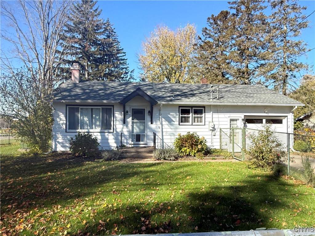 103 Fairway Drive - Photo 1