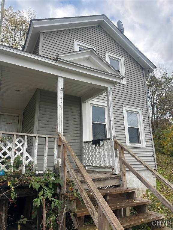 114 Nelson Street - Photo 1