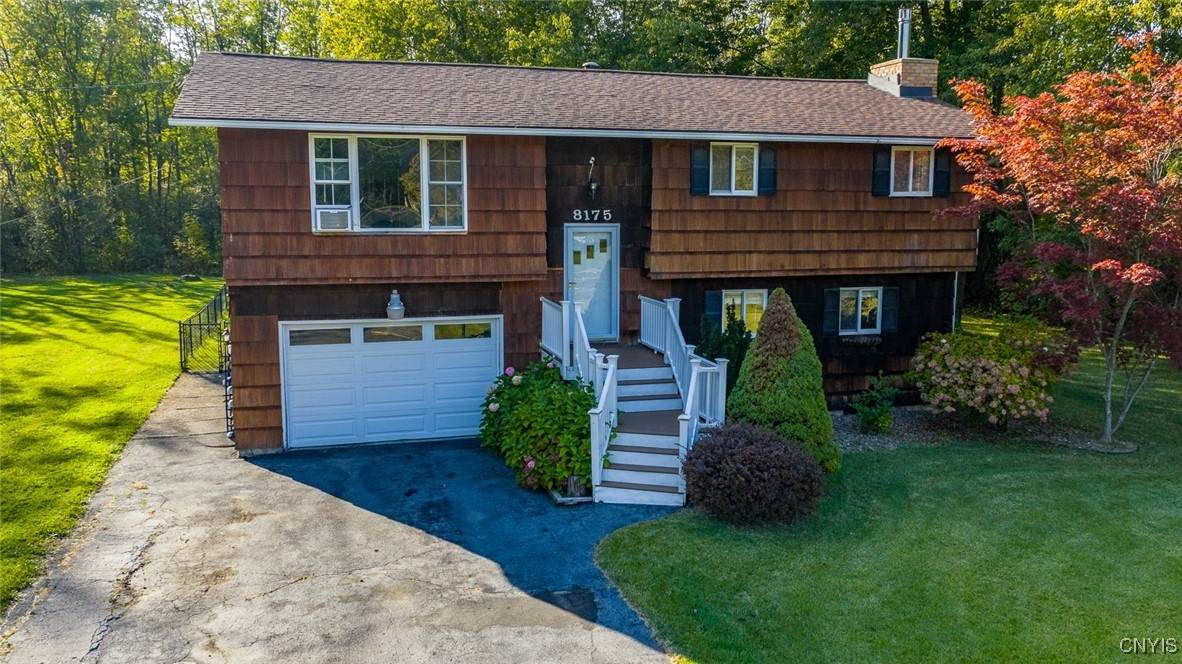 8175 Caughdenoy Road - Photo 1