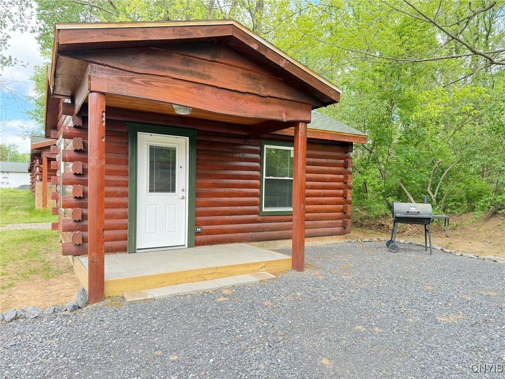 984 Waterloo Geneva Road - Photo 1