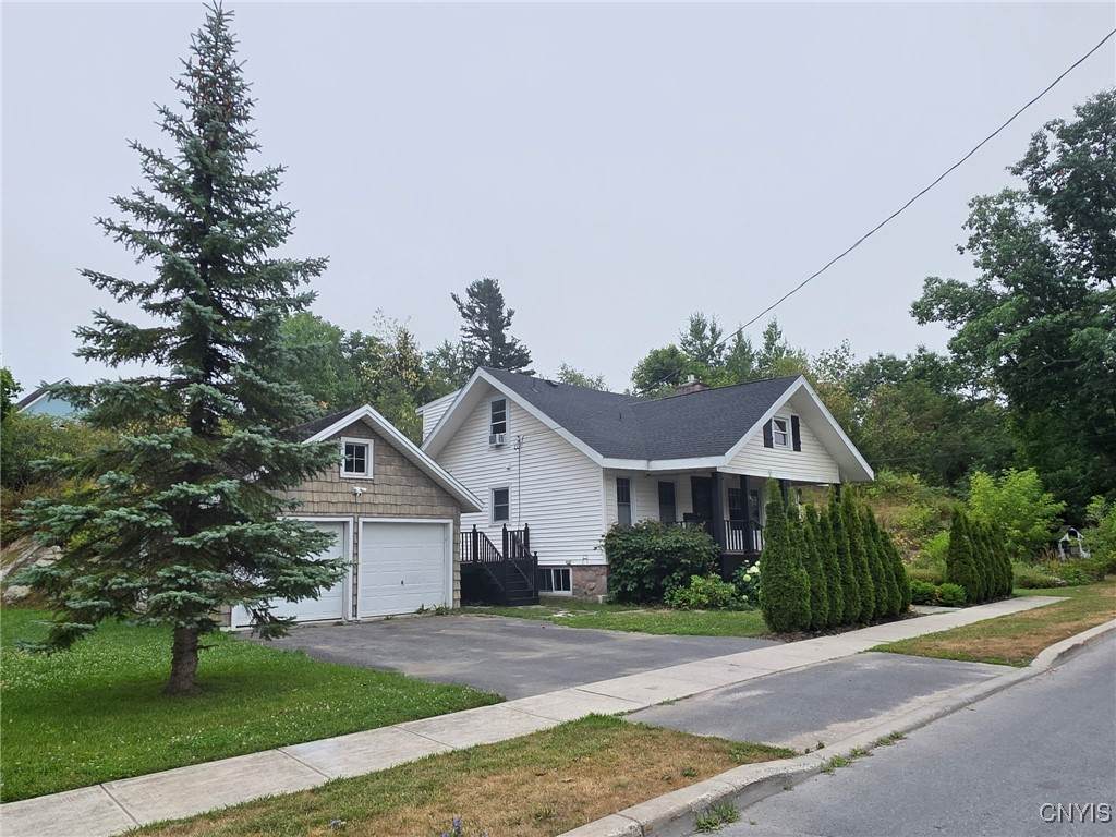 24 Catherine Avenue - Photo 1