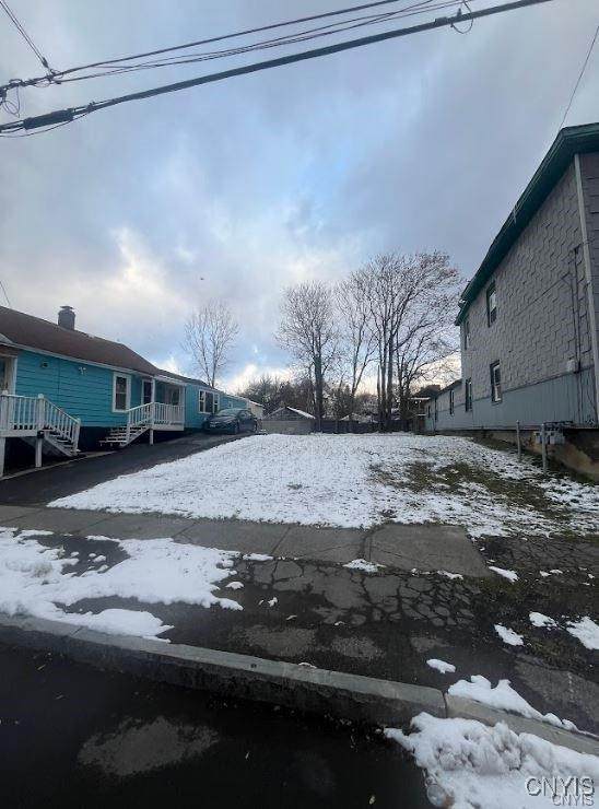 106 Steuben Street - Photo 1