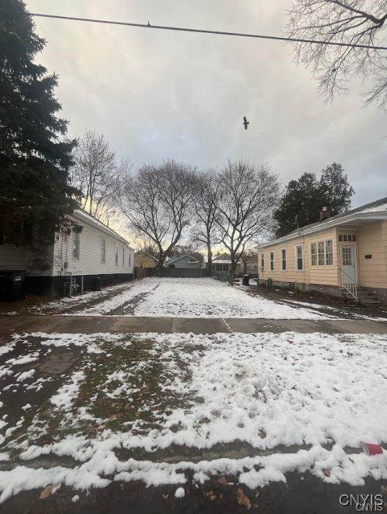 211 Grumbach Avenue - Photo 1
