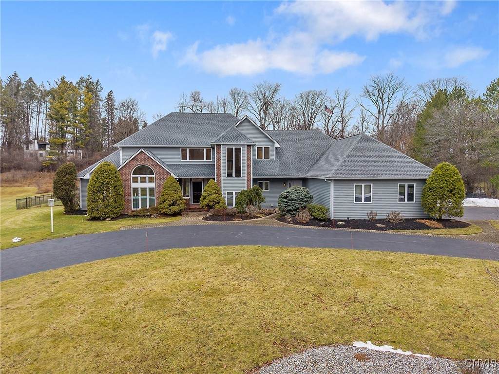 7033 Highfield Road - Photo 1