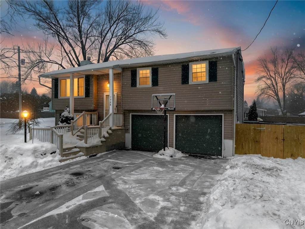 7998 Trina Circle - Photo 1