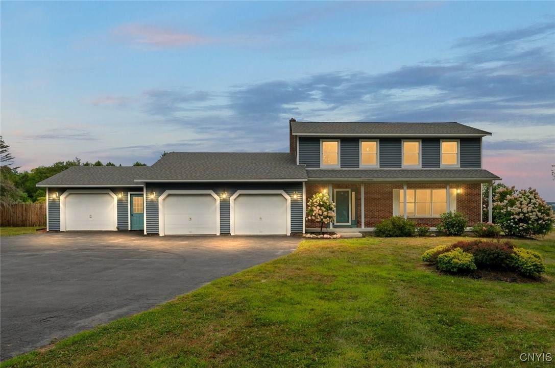 9028 Driftwood Drive - Photo 1