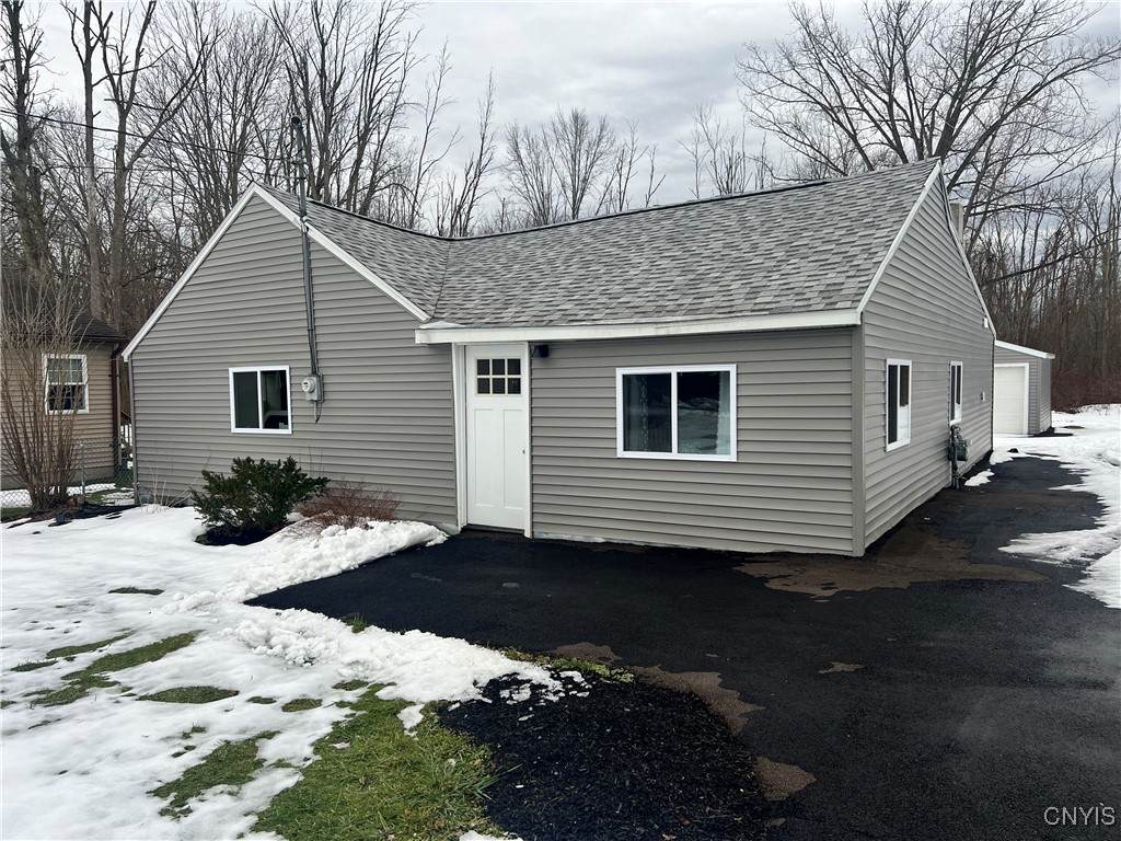 7200 Lakeshore Road - Photo 1