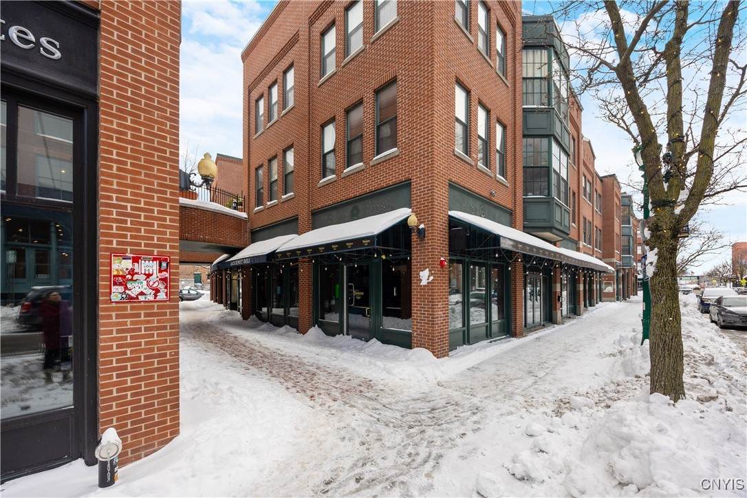 133 Walton Street - Photo 1