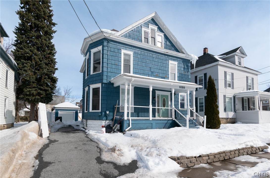 1025 Boyd Street - Photo 1