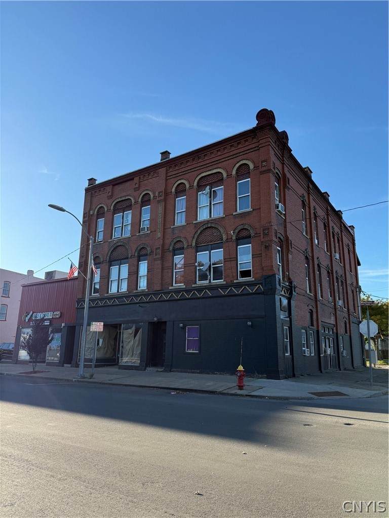 https://bt-photos.global.ssl.fastly.net/rochester/orig_boomver_1_S1663501-2.jpg