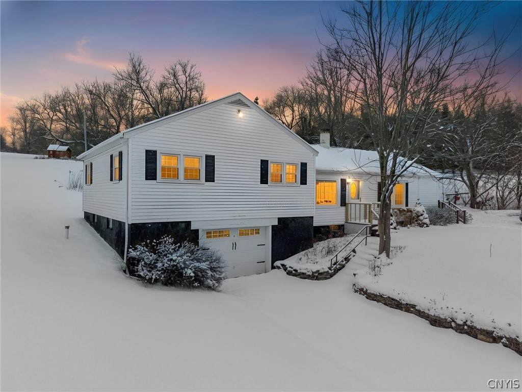 55 Clinton Street - Photo 1