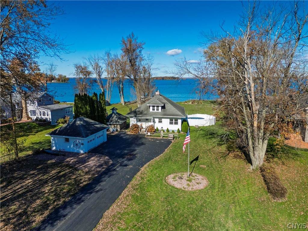 7171 Lakeshore Road - Photo 1