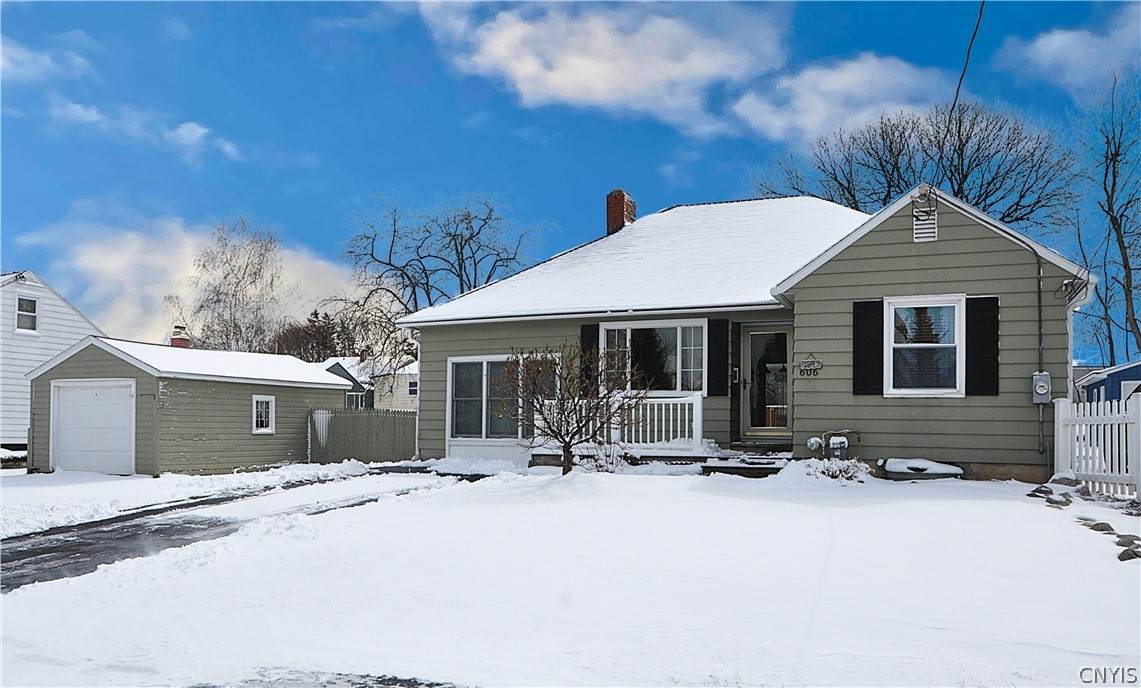 606 Roxford Rd S - Photo 1