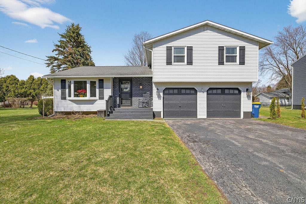 104 Mallard Drive - Photo 1