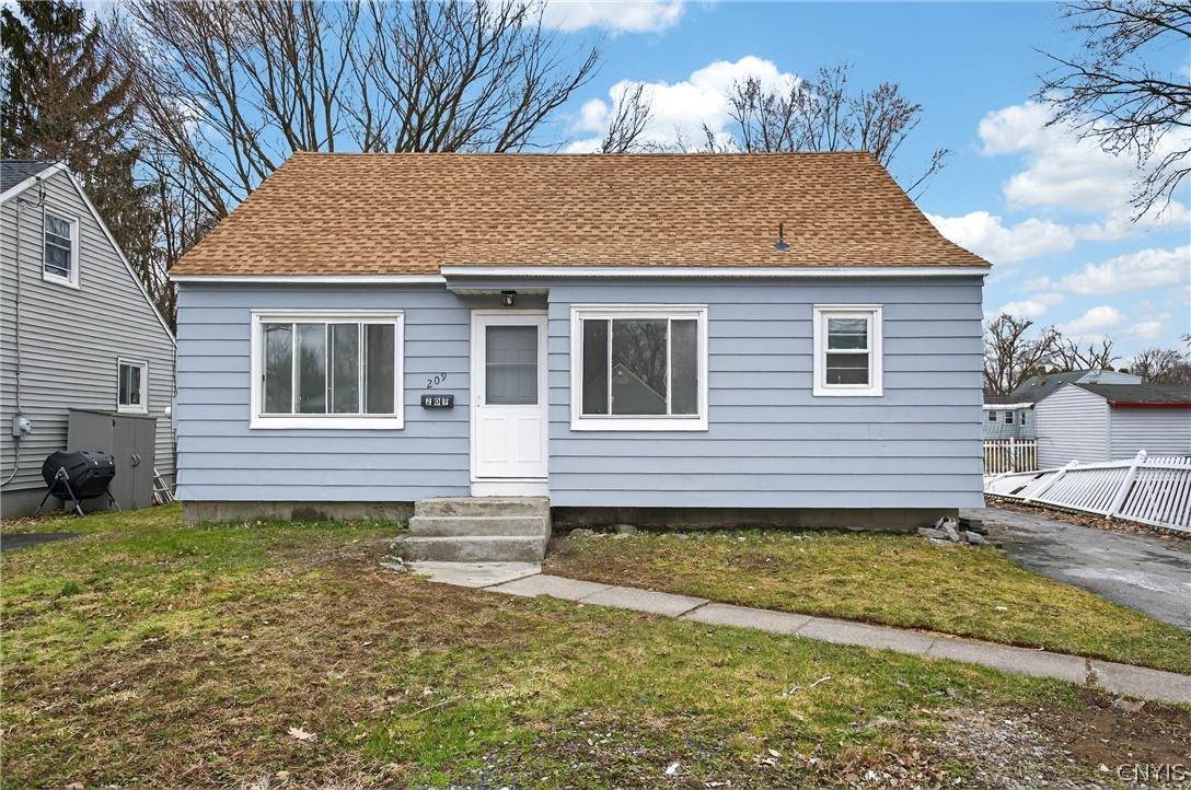 209 Northwood Drive - Photo 1