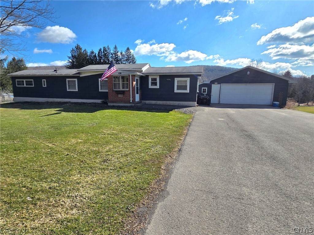 3312 Clute Road - Photo 1