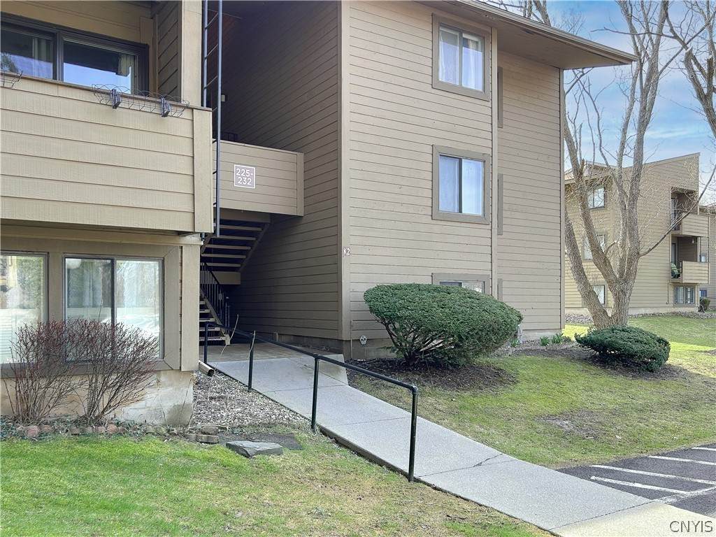 228 Watertree Drive - Photo 1
