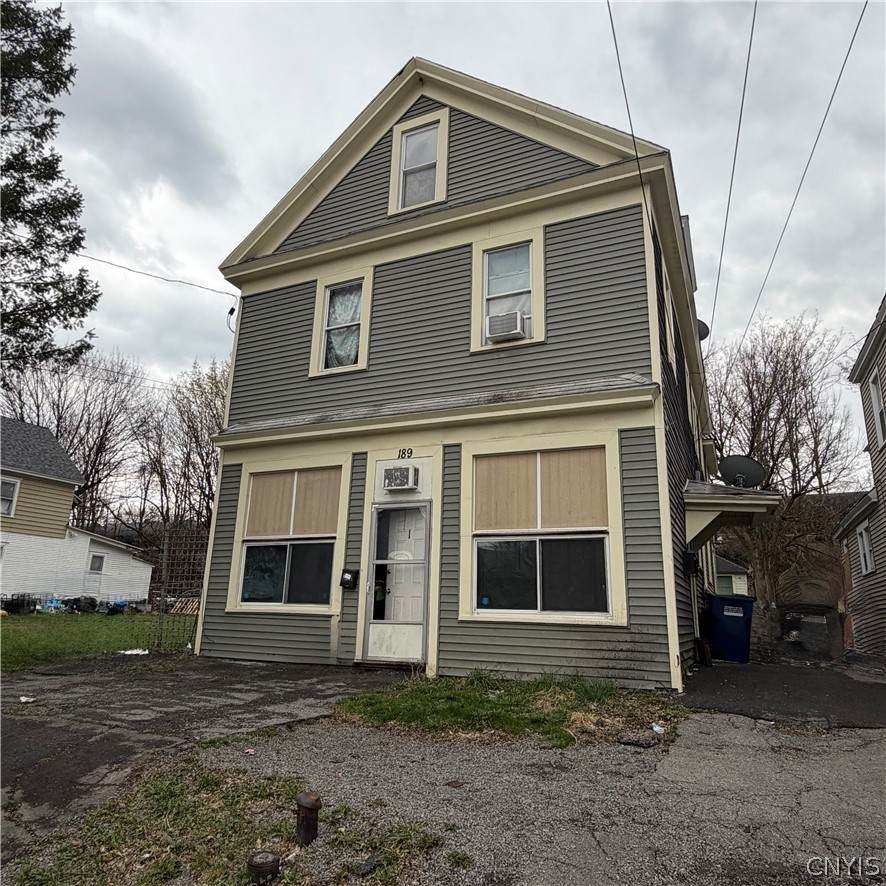 189 Lakeview Avenue - Photo 1