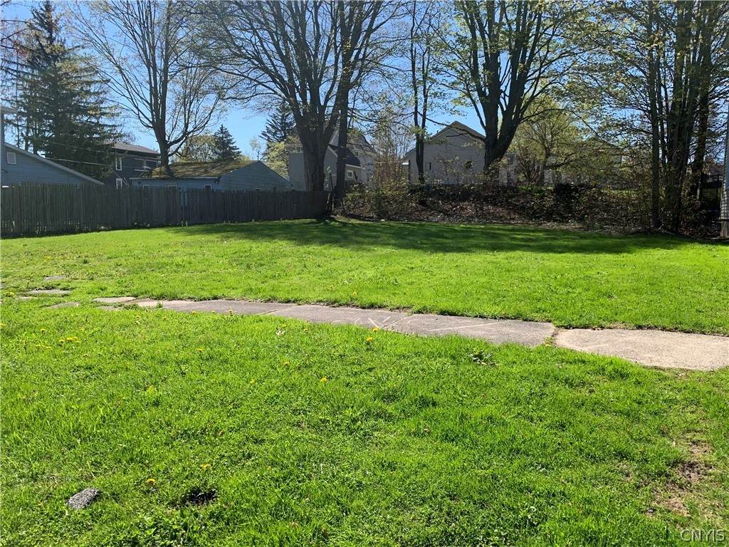 518 Rochester Street - Photo 1
