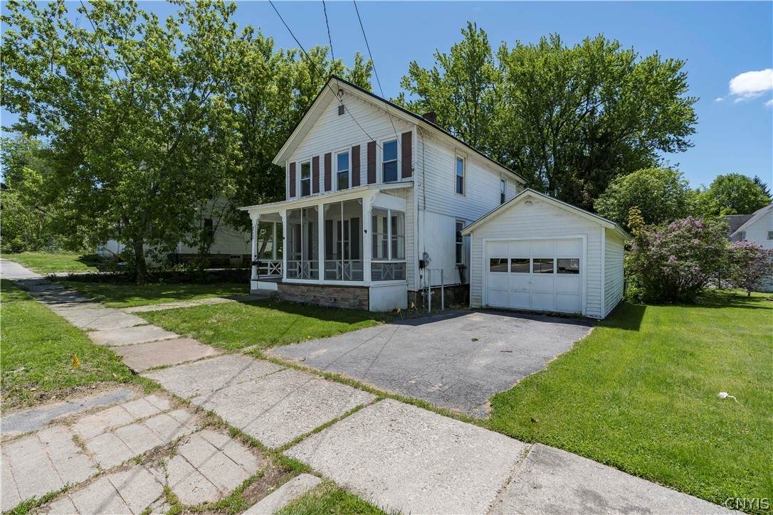 213 Clinton Street - Photo 1