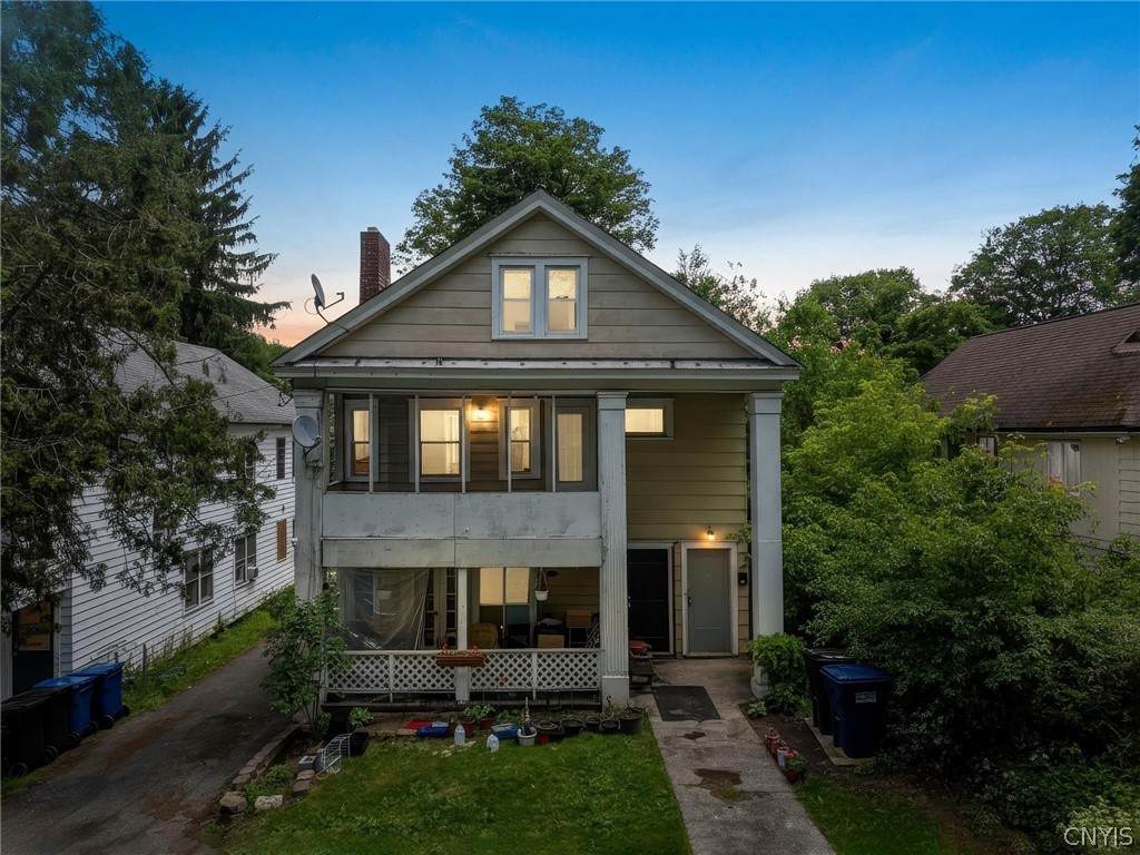 141 Cumberland Avenue - Photo 1