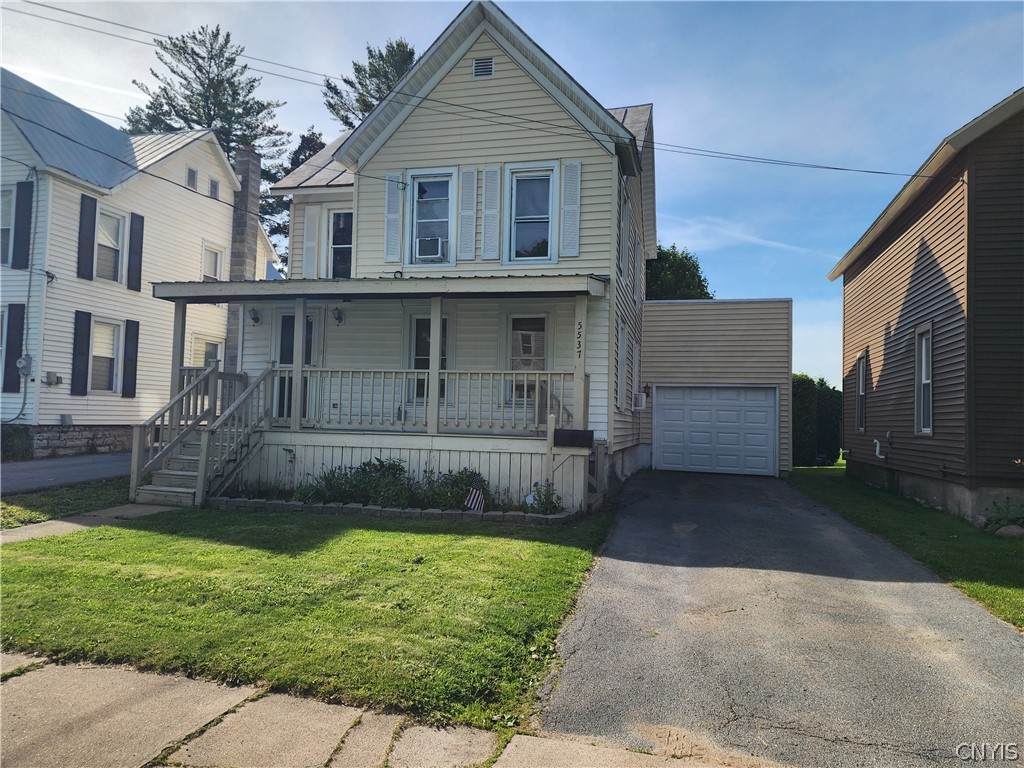 5537 Trinity Avenue - Photo 1