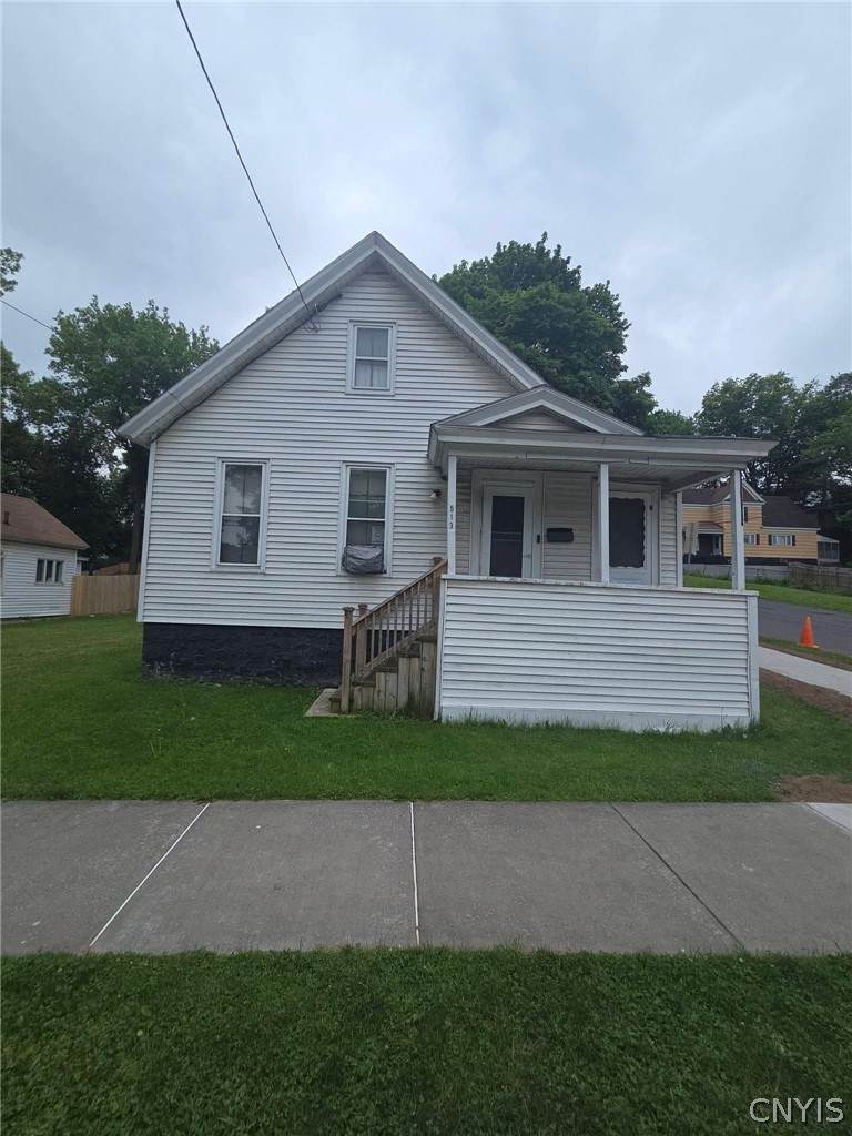 513 Rowland Street - Photo 1