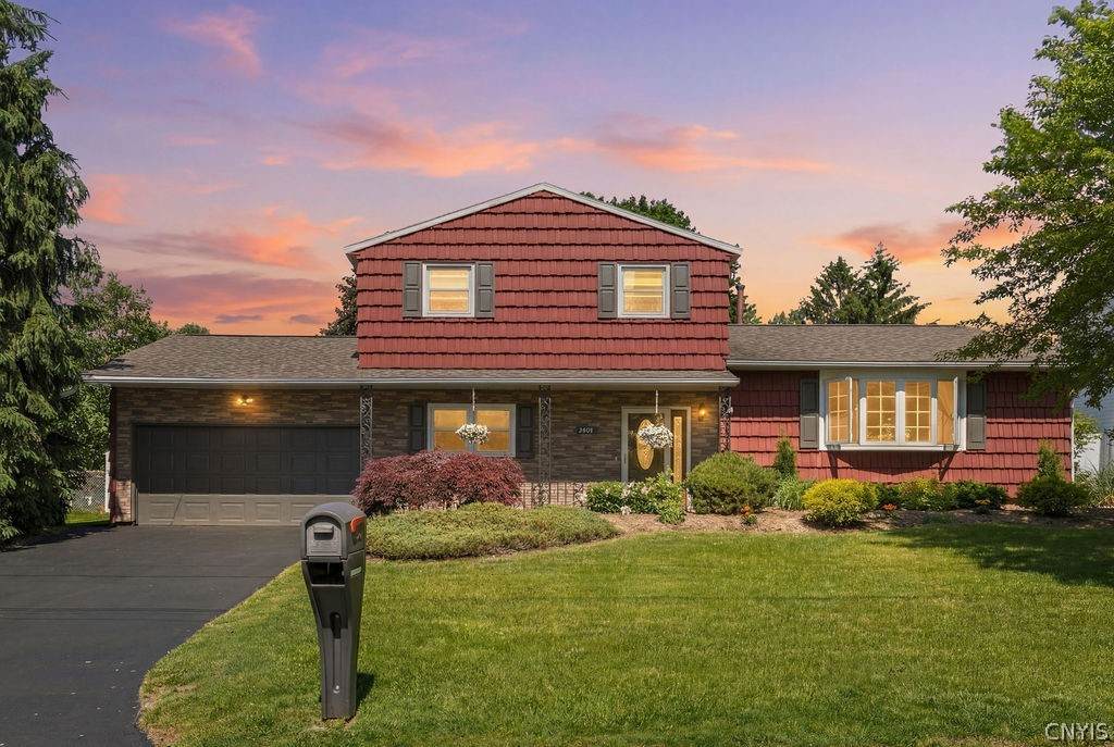 7454 Thunderbird Road - Photo 1