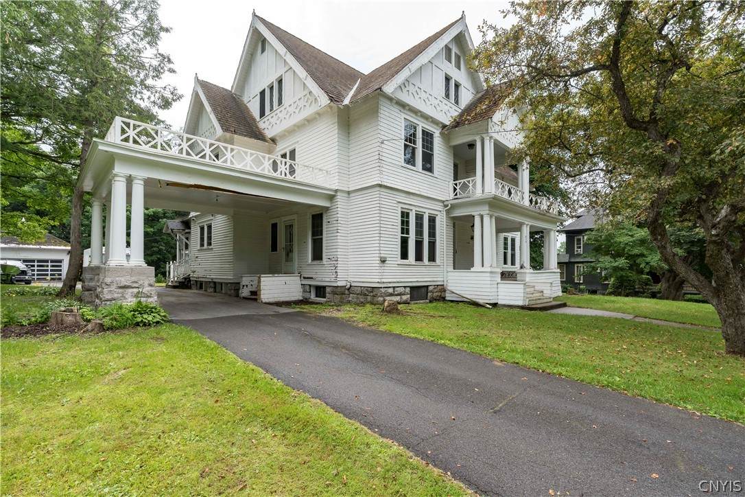 830 State Street - Photo 1
