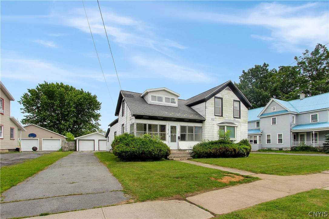 401 James Street - Photo 1