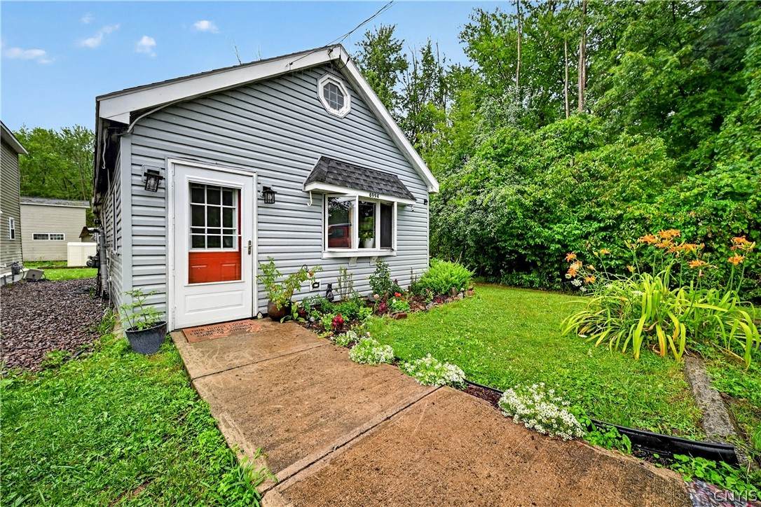 6994 Lakeshore Road - Photo 1