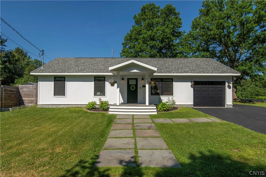 11 Ruth Avenue - Photo 1