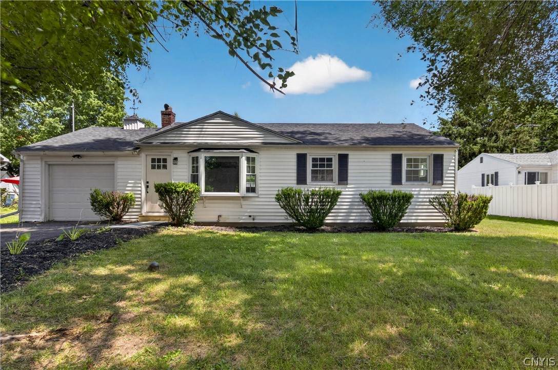 102 Sunnyfield Road - Photo 1