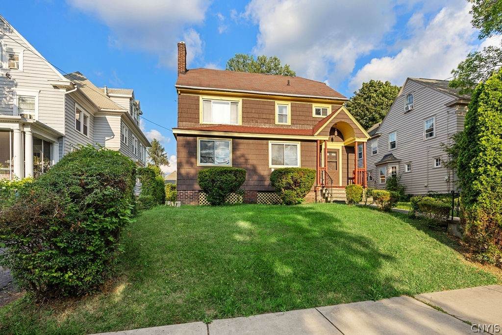 319 Allen Street - Photo 1