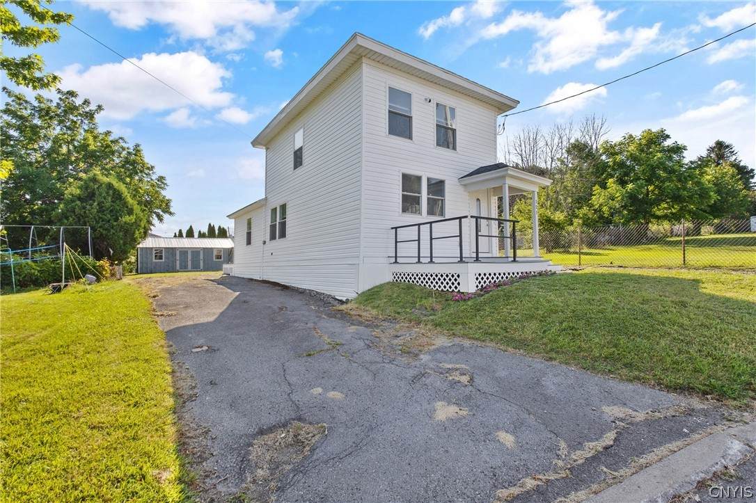121 9th Street - Photo 1