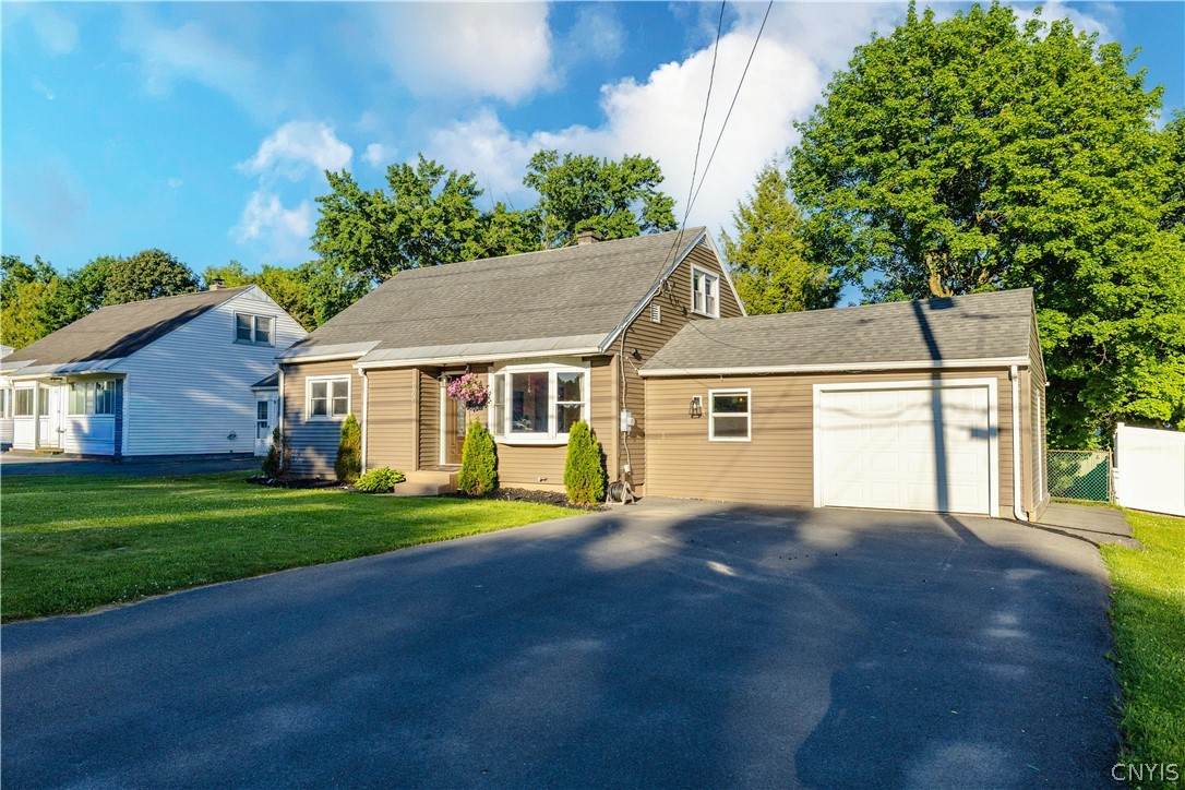 122 Floyd Avenue - Photo 1